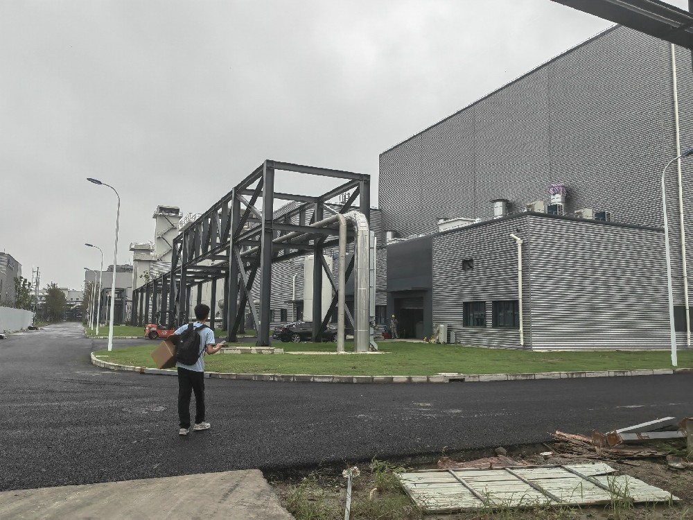 电力调整器在极端低温环境下，启动和运行会晤对哪些挑战？